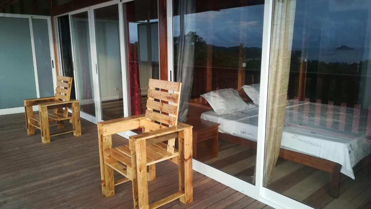 Domus Guesthouse Santana Exterior photo